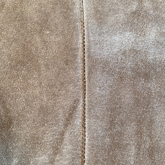 Genuine suede tulip skirt with beading embellishment and crepe waist. - Picture 3 of 4